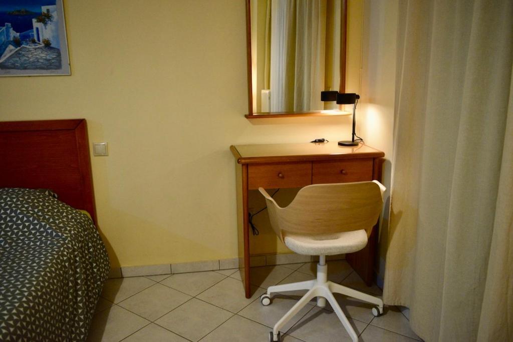 Eviaxl Studios Khrónia المظهر الخارجي الصورة